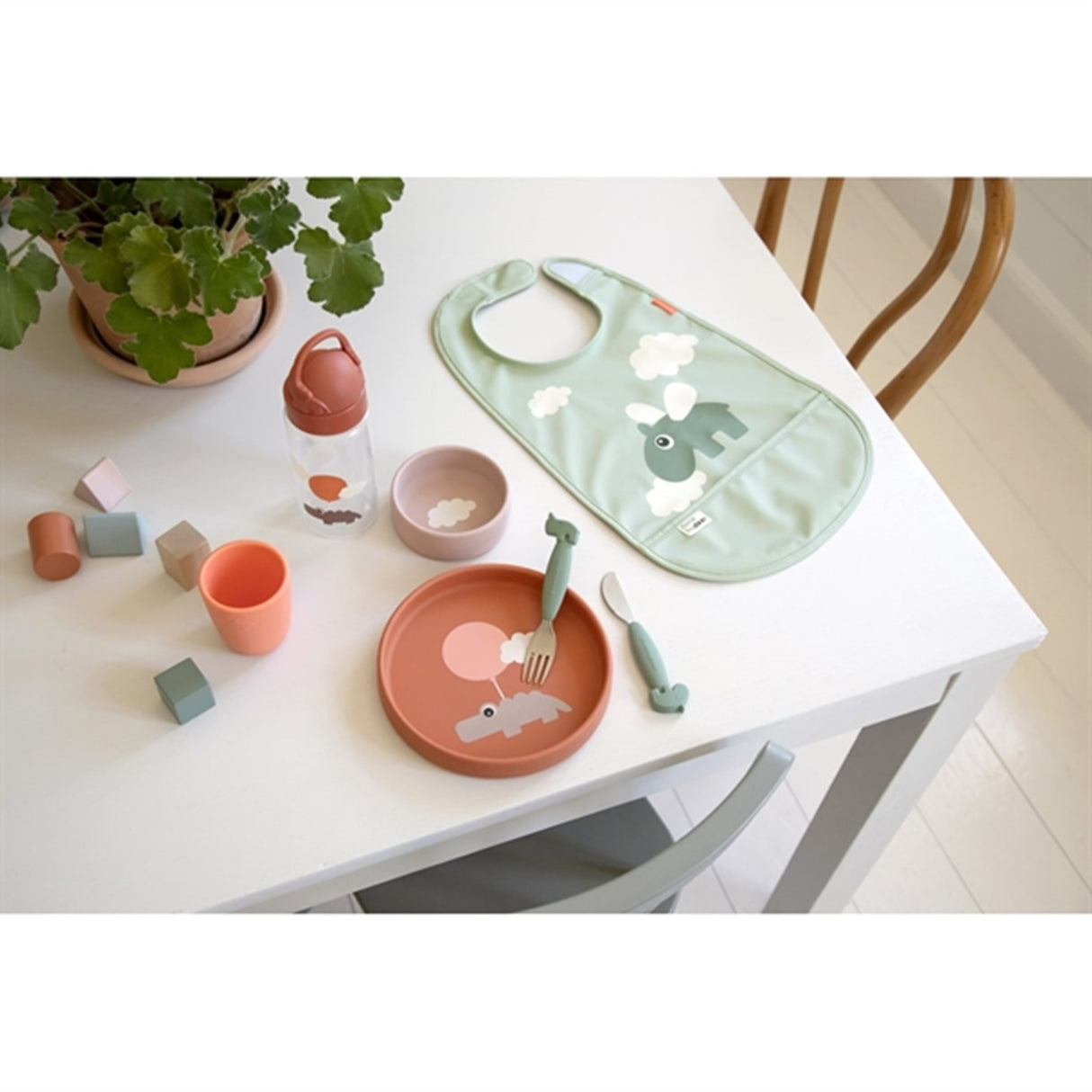 Done by Deer Hagesmæk Happy Clouds Green