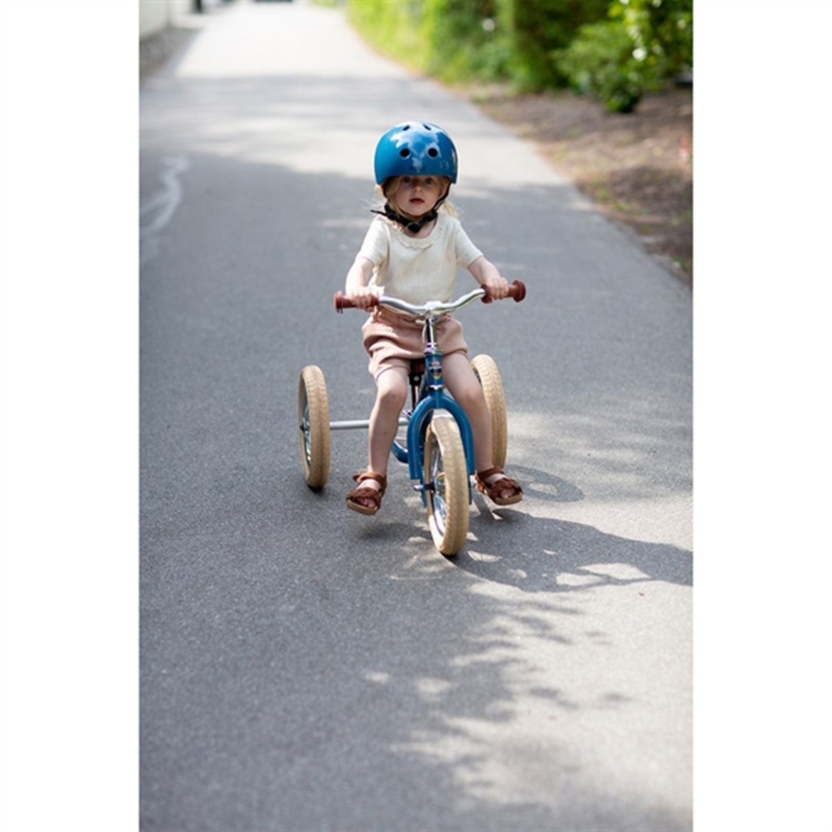 Trybike CoConut Mandan Blue Cykelhjälm Retro Look