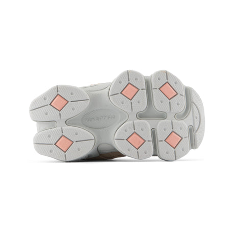 New Balance Mindful Grey 9060 Kids Bungee Lace