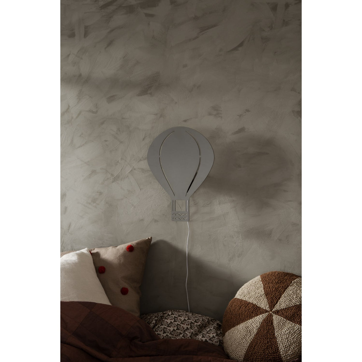 Ferm Living Grey Air Balloon Vägglampa 2