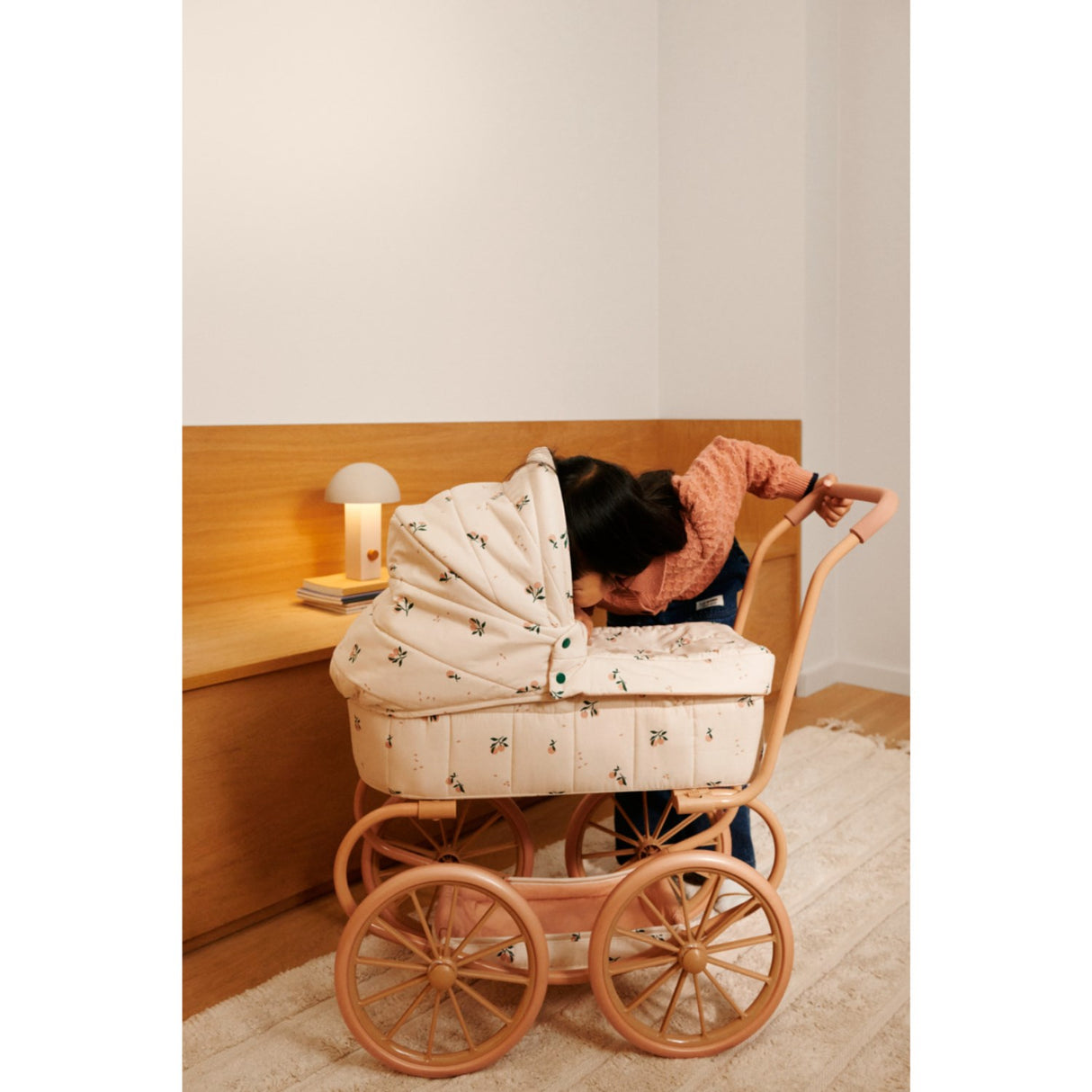 LIEWOOD Peach / Sea Shell Adaline Dockvagn