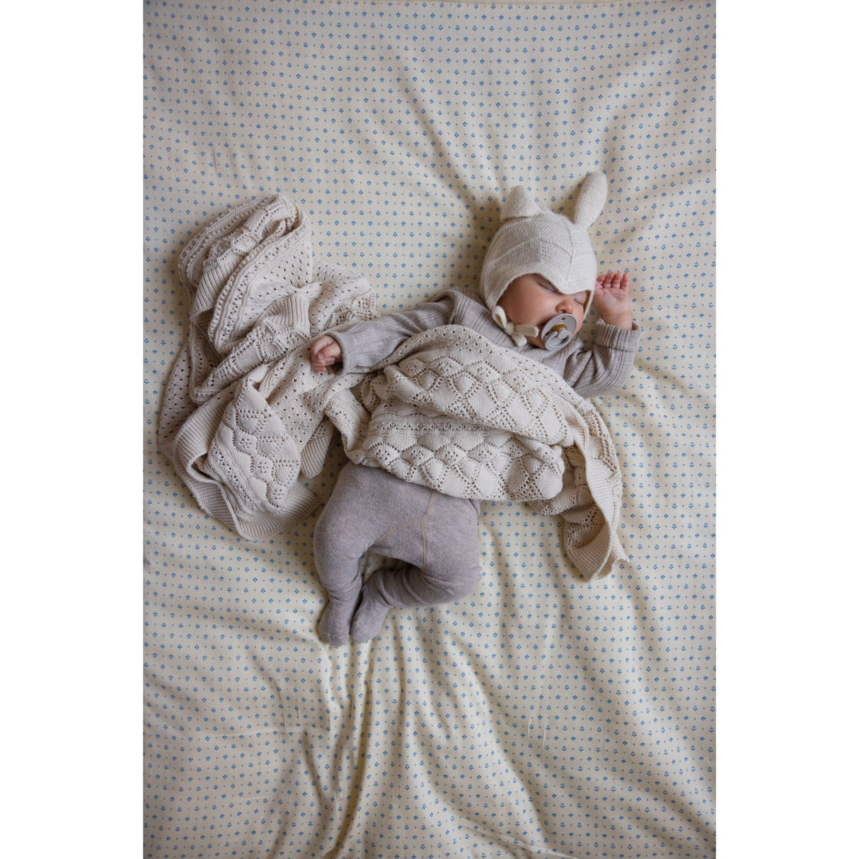 Cam Cam Copenhagen Off White Pointelle Baby Stickad Filt