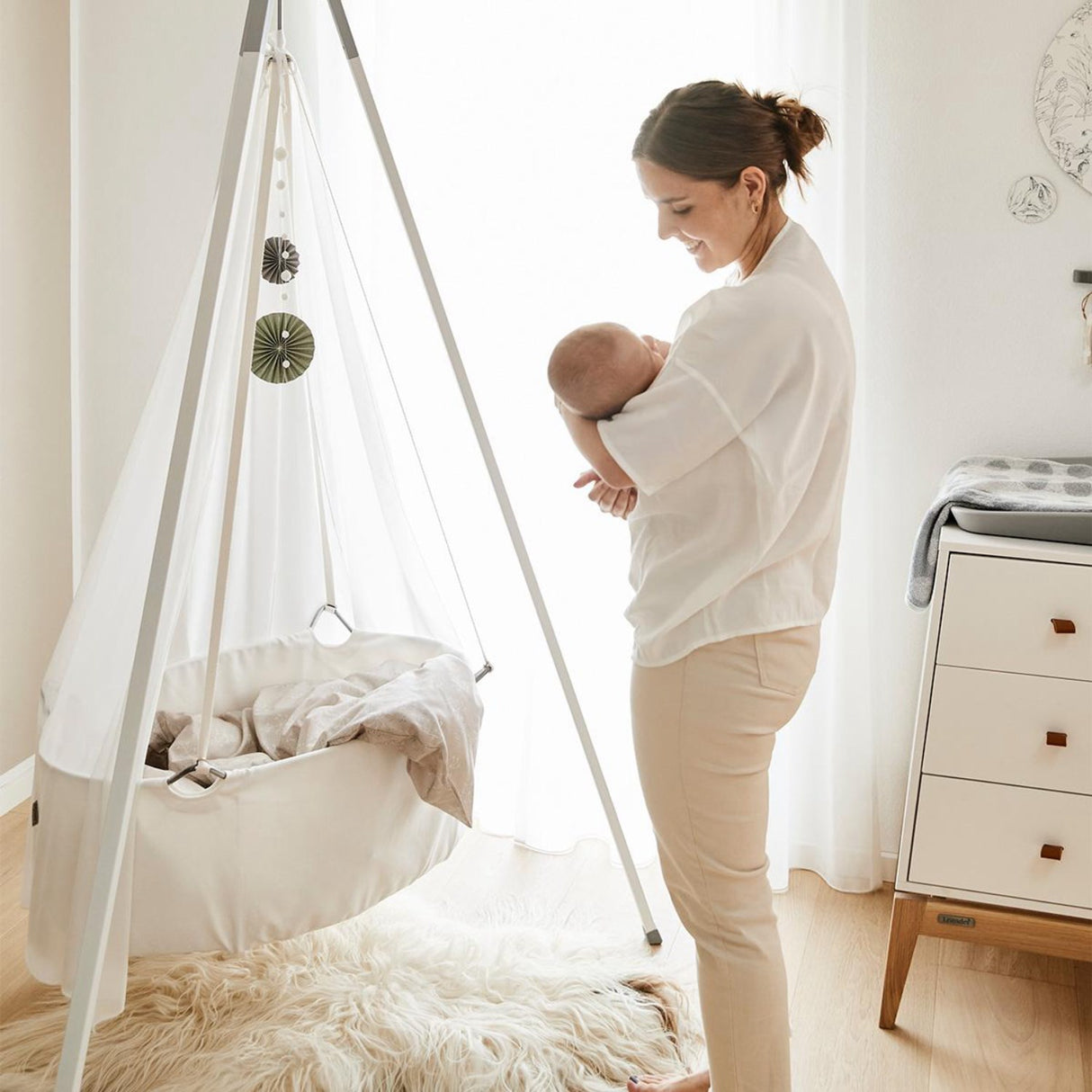 Leander Classic™ vagga med madrass, vit