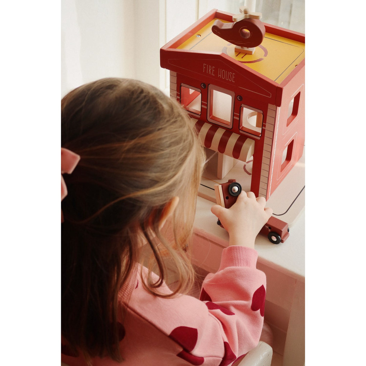 Konges Sløjd Multi Wooden Fire Station Fsc