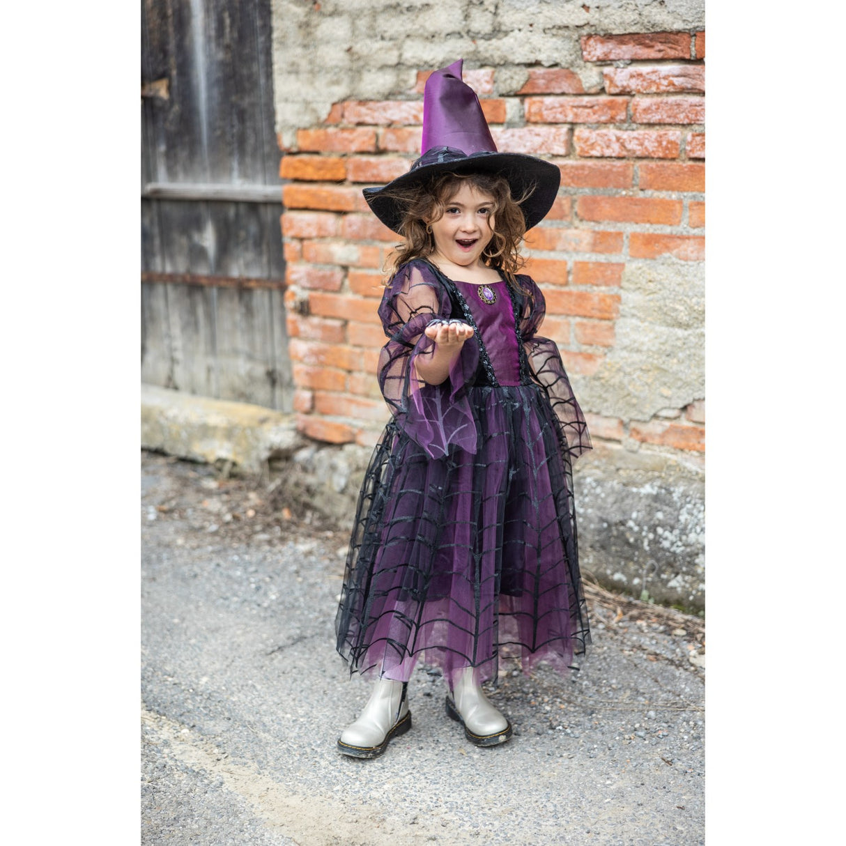 Great Pretenders  Amethyst the Spider Witch w/Hat