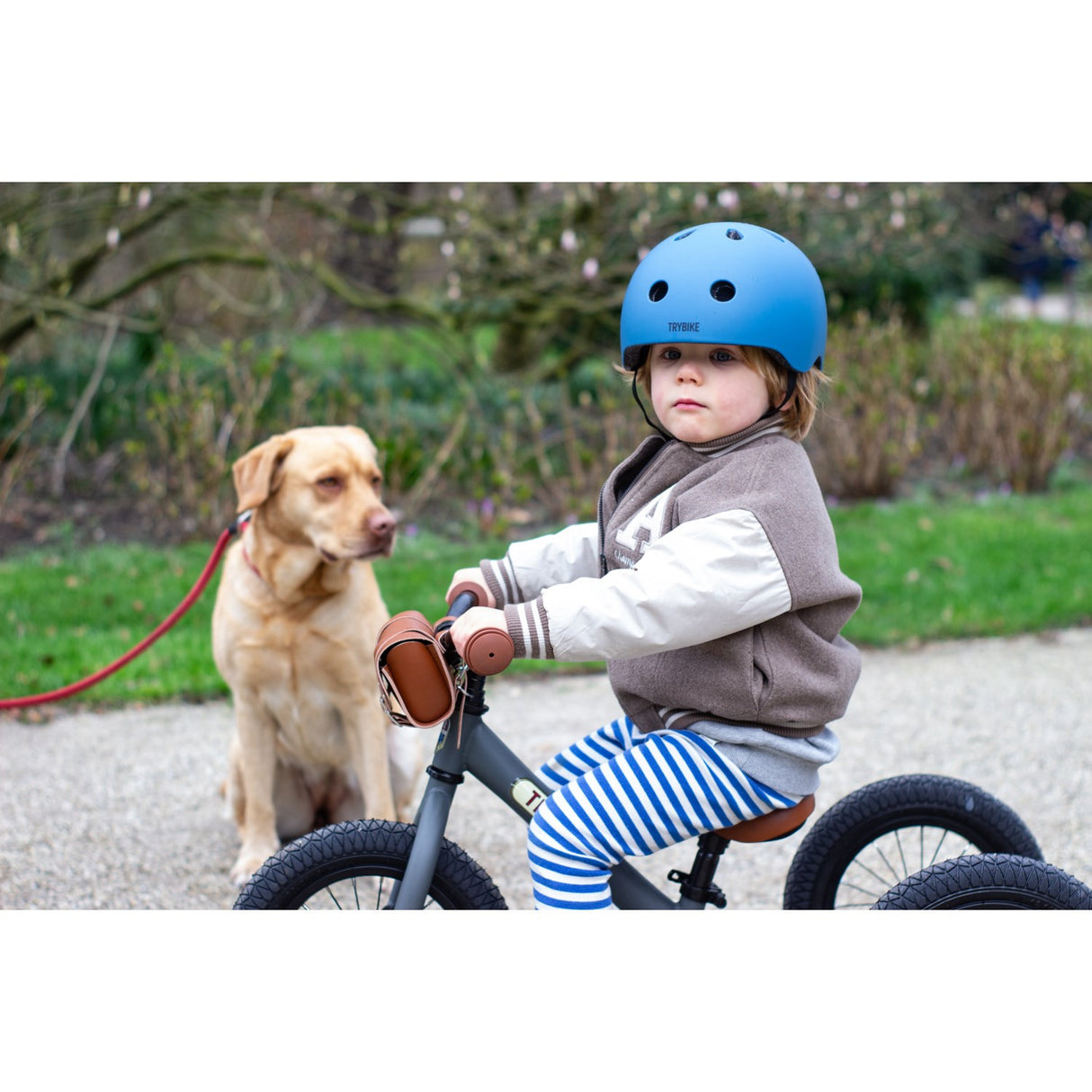 Trybike Vintage Blue Cykelhjälm Med retrolook