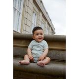 COPENHAGEN COLORS Green W Cream Stripe Seersucker Romper W. Ärmar