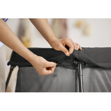 BabyBjörn Black Rejseseng Light Med Overtrækslagen