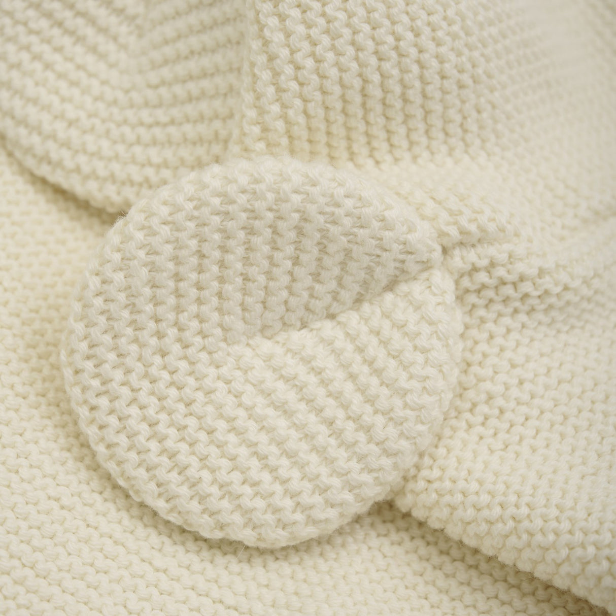 Huttelihut Antique White Balaclava Stickad m. Öron