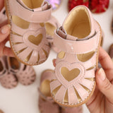 Angulus Rosebud Nybörjare Hjärta Sandal med kardborrestängning