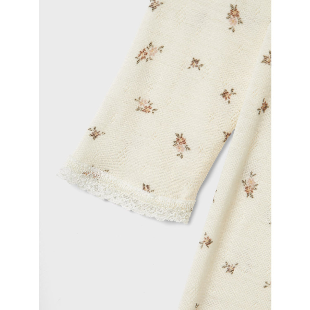 Name It Snow White Small Flowers Nmfwang Ull Needle Nattdräkt