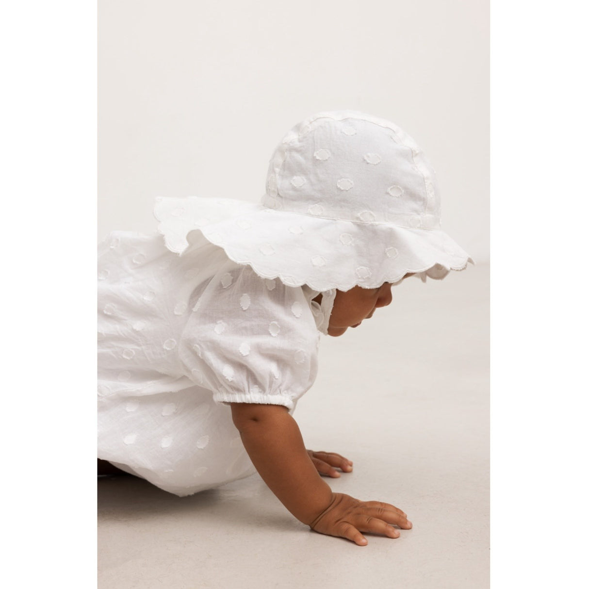 MarMar Dobby Dots Gentle White Alba Baby Long Summer Mössa