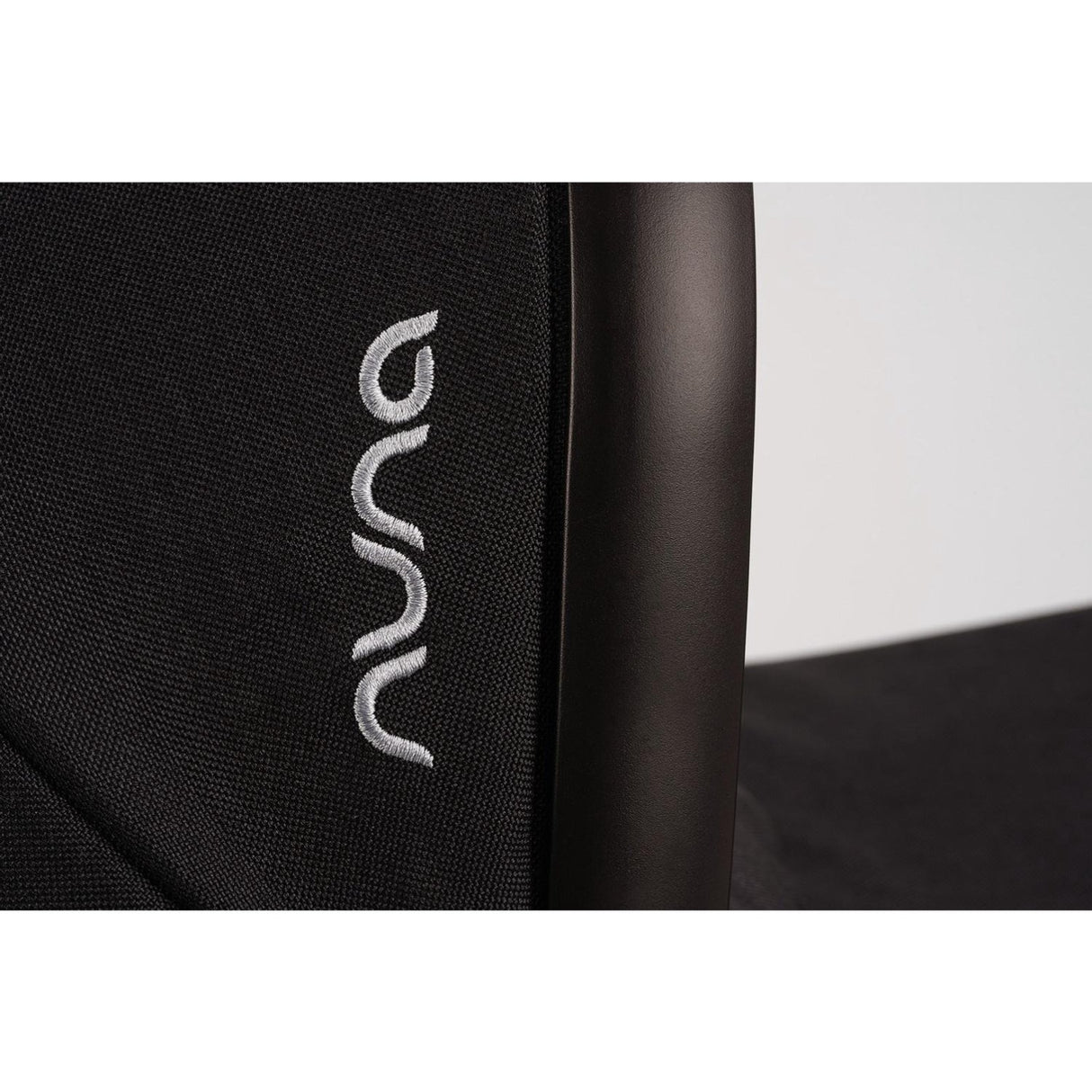 Nuna Caviar Demi Next Carry Cot W/Rc