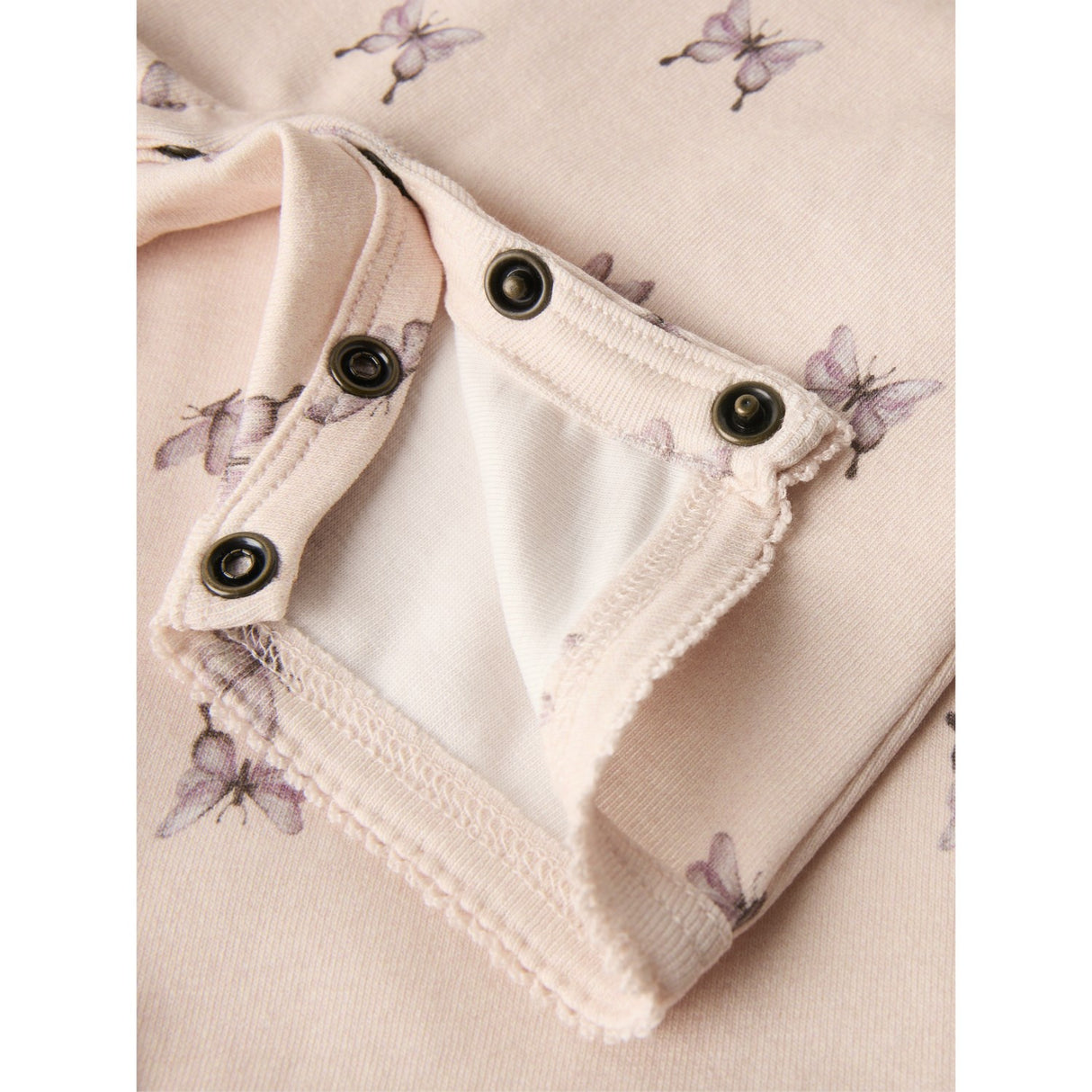 Lil'Atelier Peach Blush Butterfly Gayo Sao Rem Dräkt