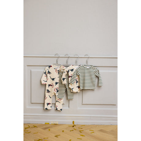 THE NEW Siblings Gardenia Dino AOP Holiday L_S Rib Byxdress