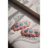 Konges Sløjd Buttercream 2 Pack Heart Embroidery Hårklämma