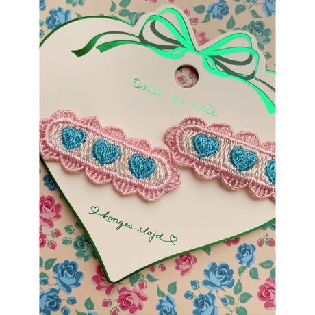 Konges Sløjd Buttercream 2 Pack Heart Embroidery Hårklämma