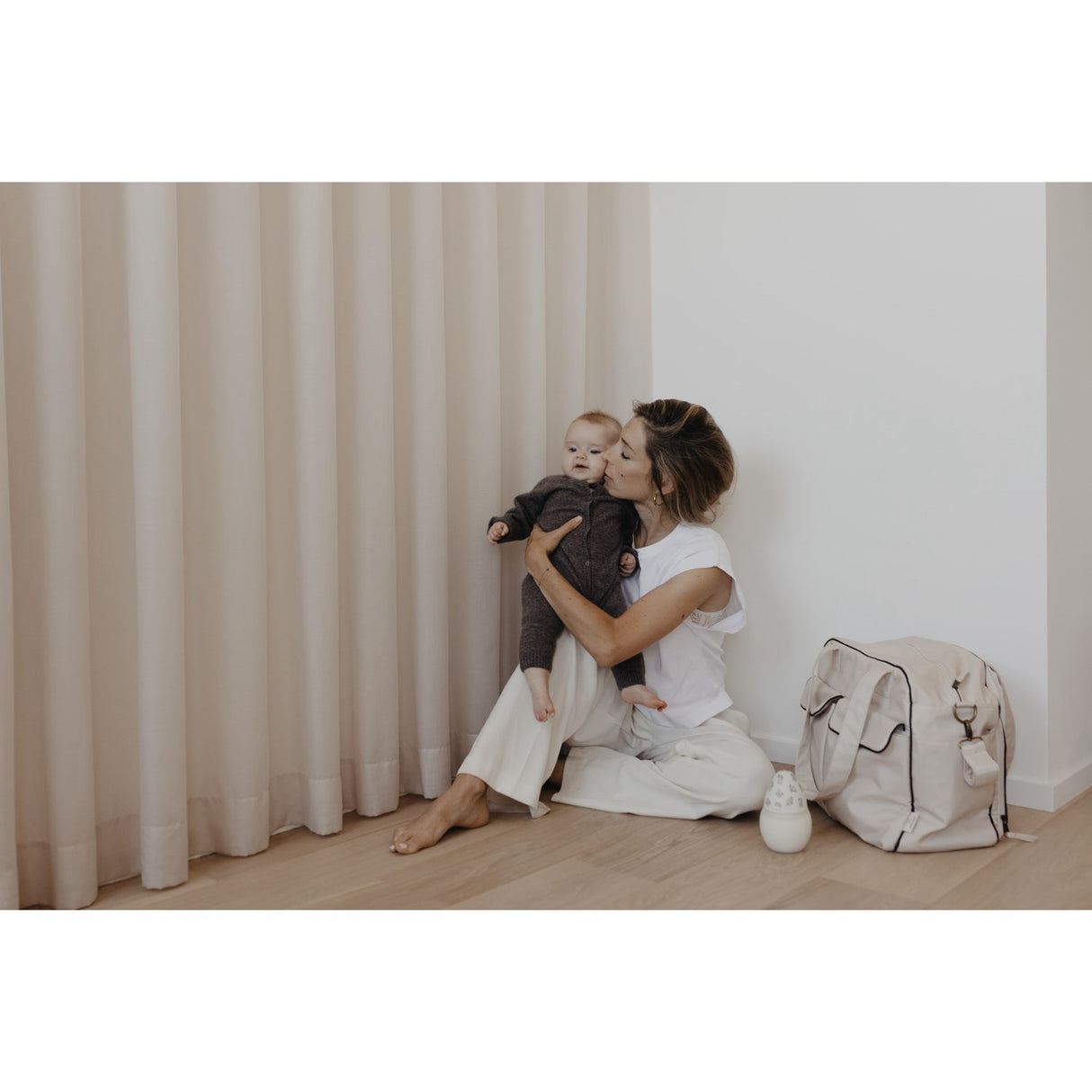 That's Mine X Élhée French Oak Collab Nursing Väska