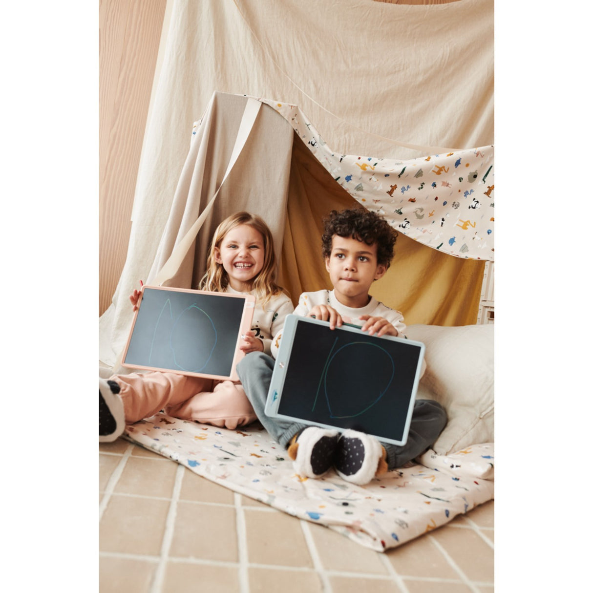 LIEWOOD Rabbit / Pale Tuscany Zora Magic Drawing Board 13,5 Inches