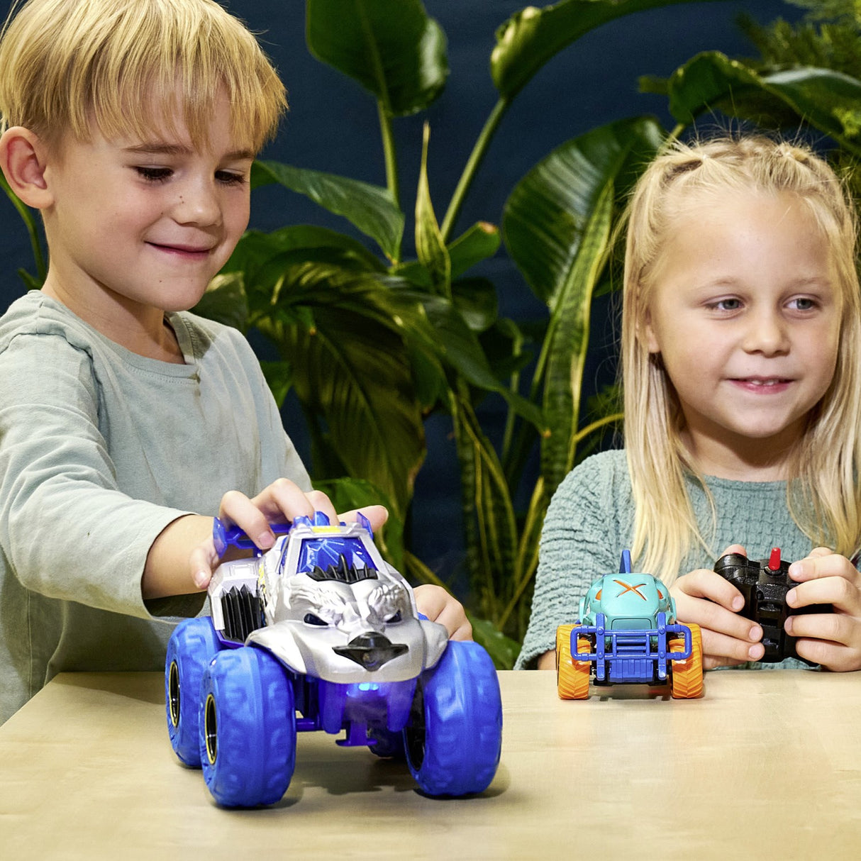 Dickie Toys Arctic Ice Monster 25 Cm