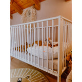 tiSsi® White Laquer Jori Sammenklappelig Säng Massiv Bok