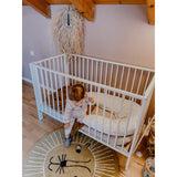 tiSsi® White Laquer Jori Sammenklappelig Säng Massiv Bok