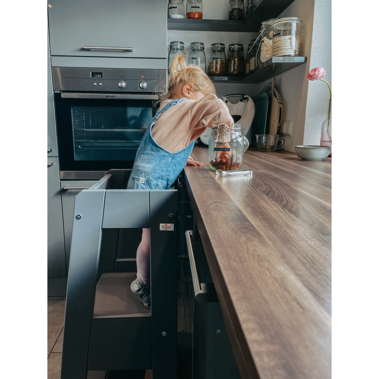 tiSsi® Grey Laquer Felix Lärande Torn Massiv Bok