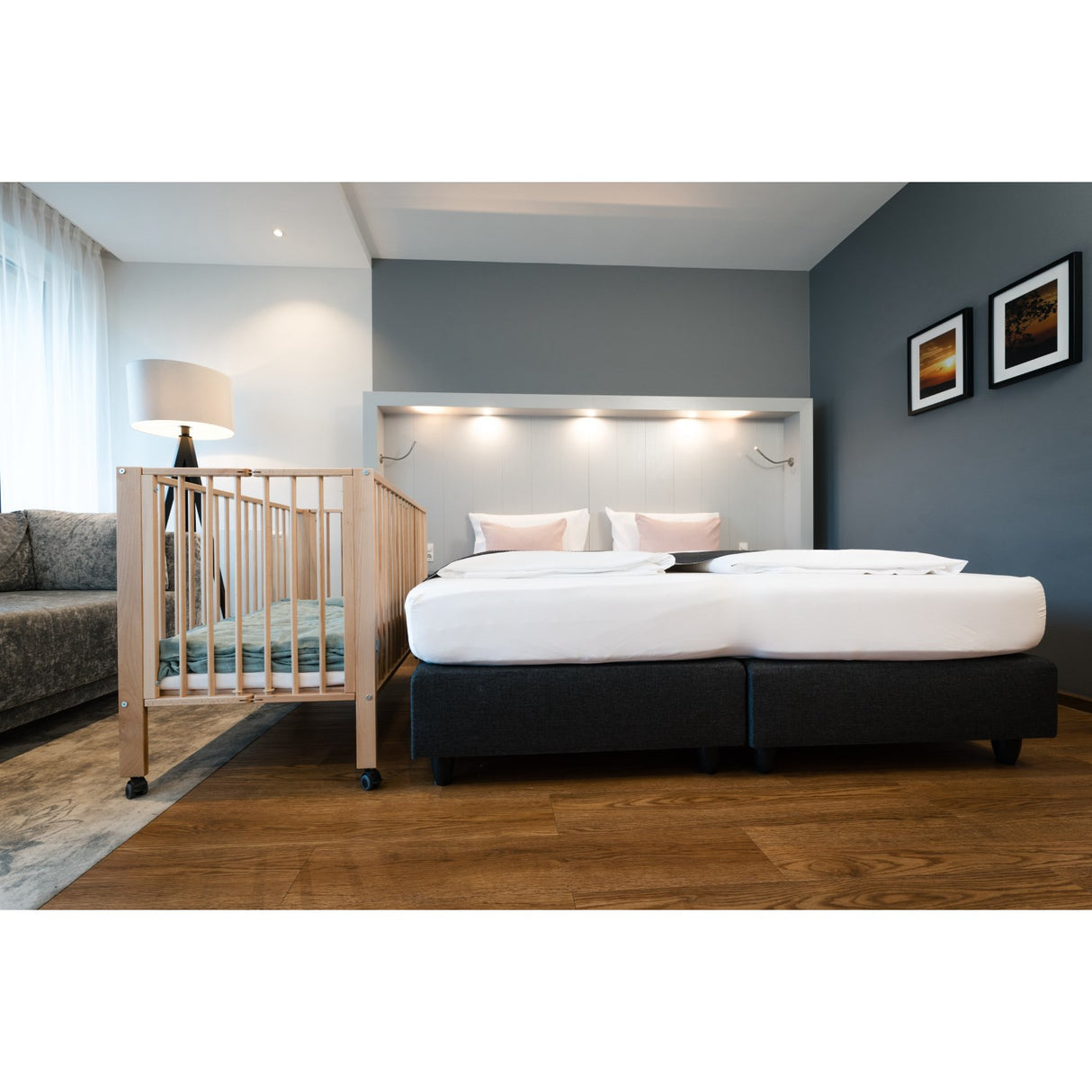 tiSsi® Nature Jori Sammenklappelig Säng Massiv Bok