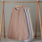 Mushie Fog Muslin Sleep Väska