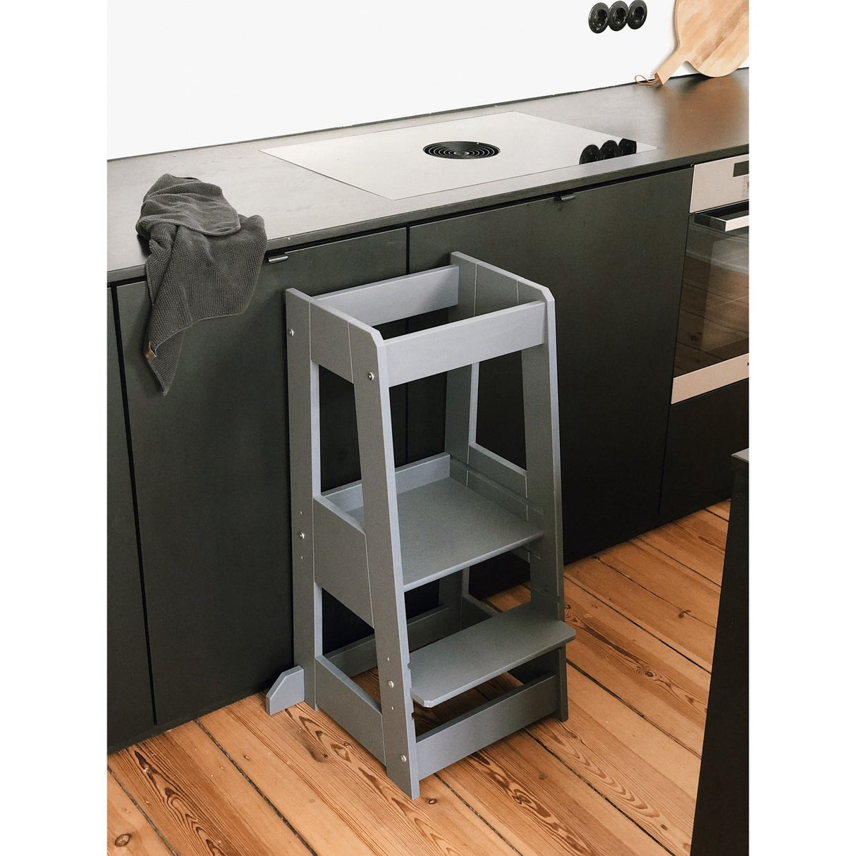 tiSsi® Grey Laquer Felix Lärande Torn Massiv Bok