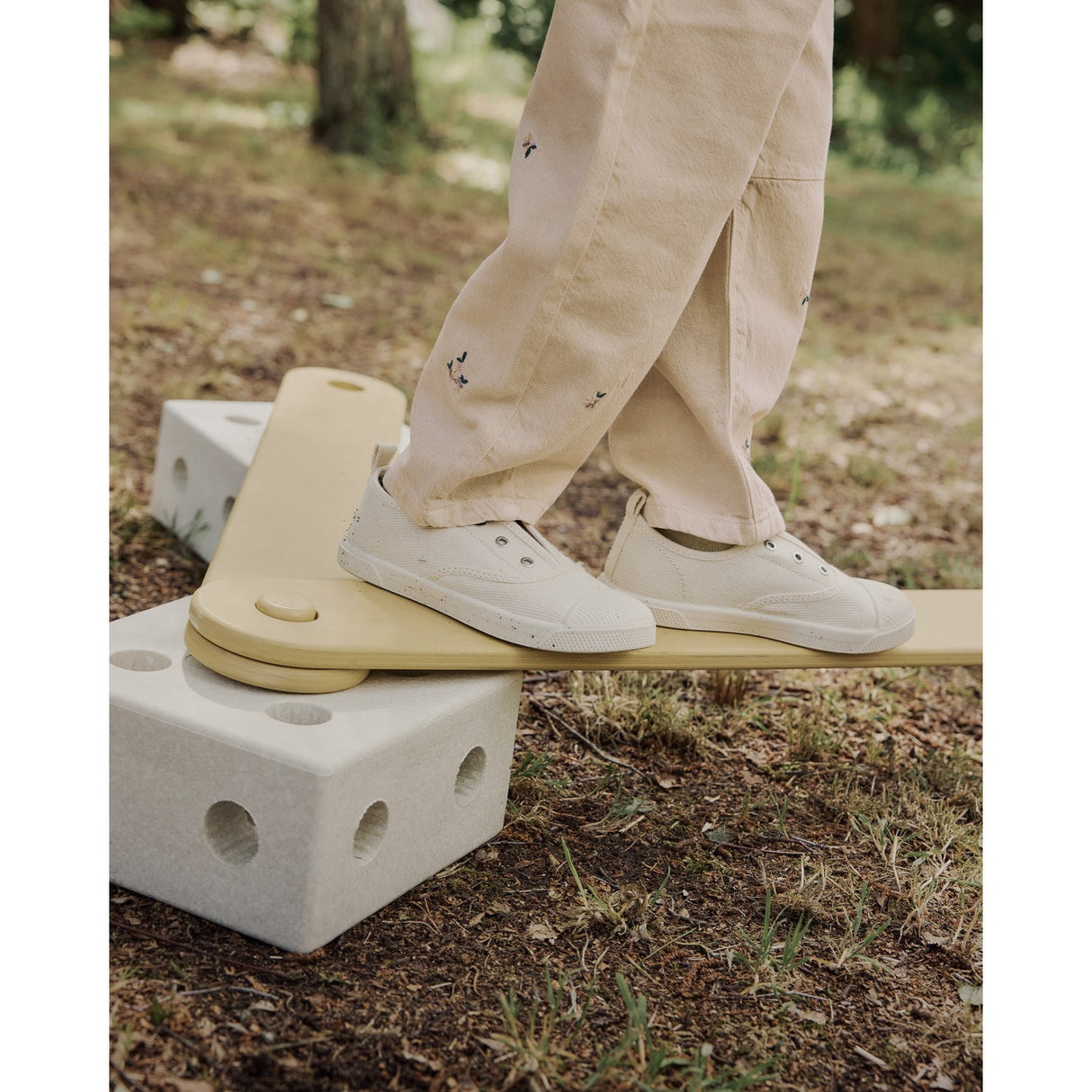 MODU Sand Grey / Honey Yellow Balancebane