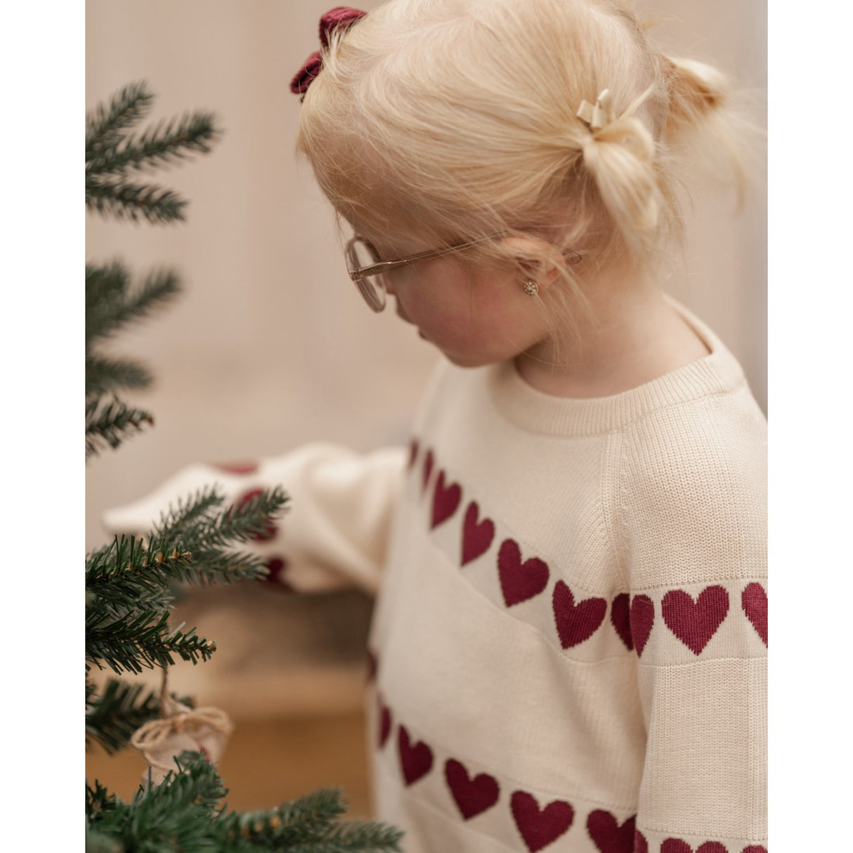 Hanevild Ivory Red Heart Blus