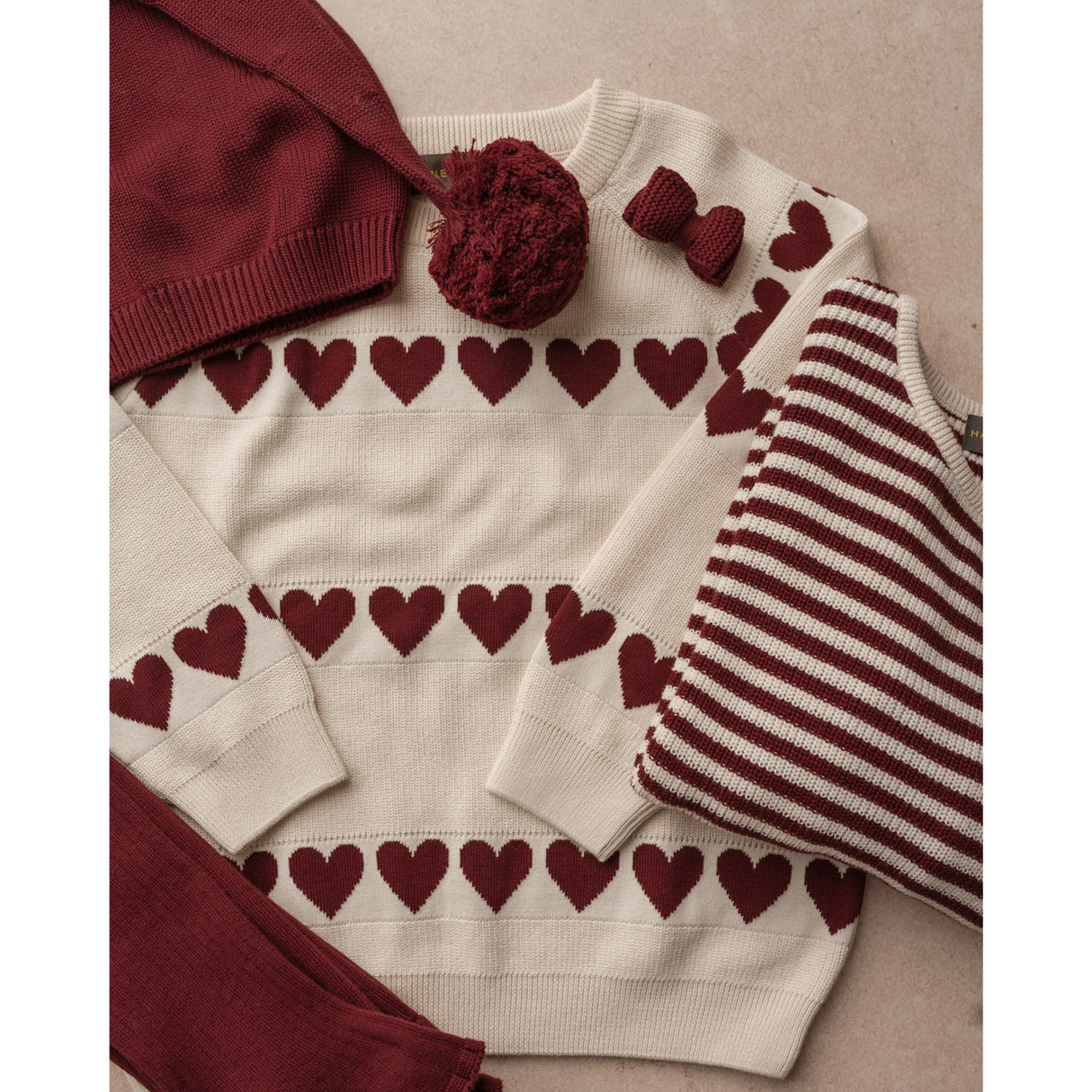Hanevild Ivory Red Heart Blus
