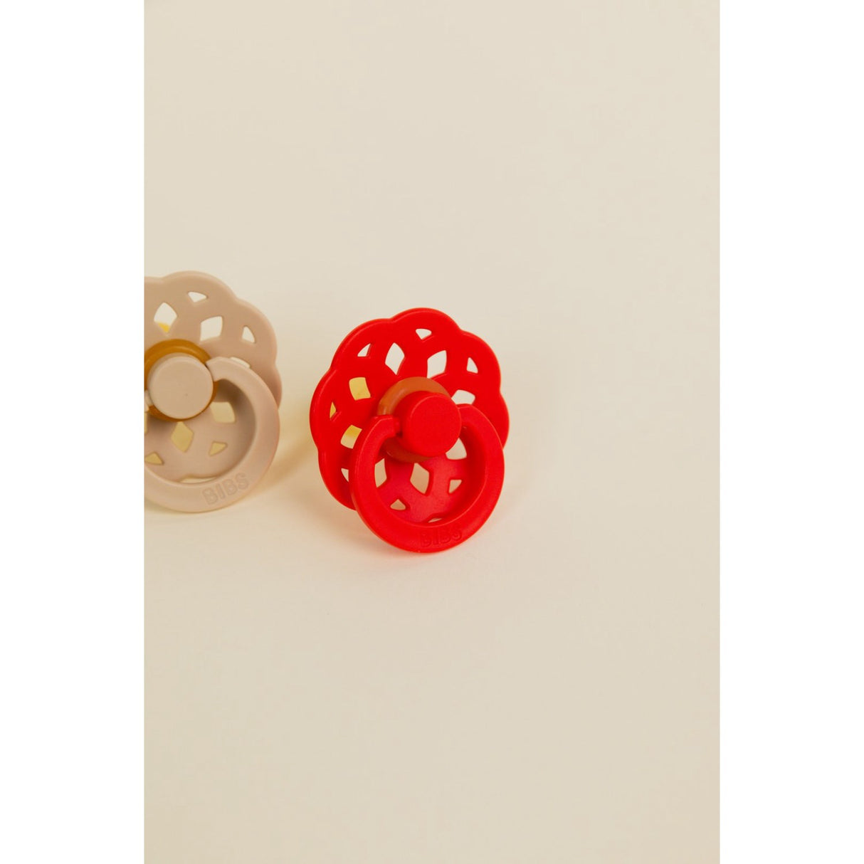 Bibs Vanilla Napp Boheme 2-Pack Latex Candy Apple