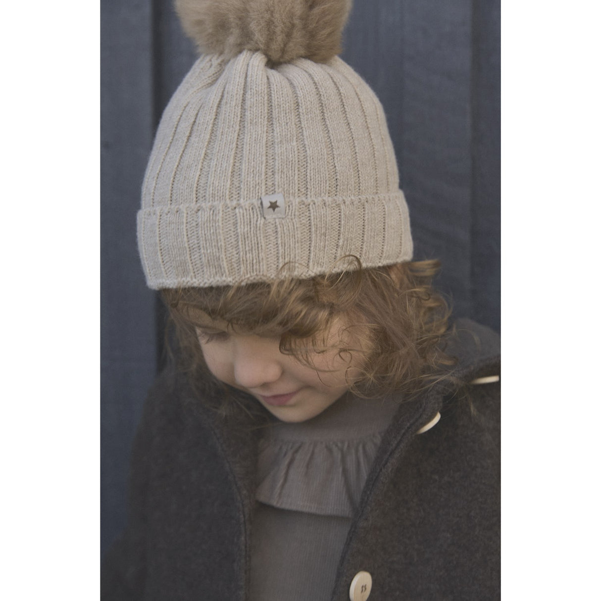 Huttelihut Sand Melange Mössa Stickad Alpaca Pompom