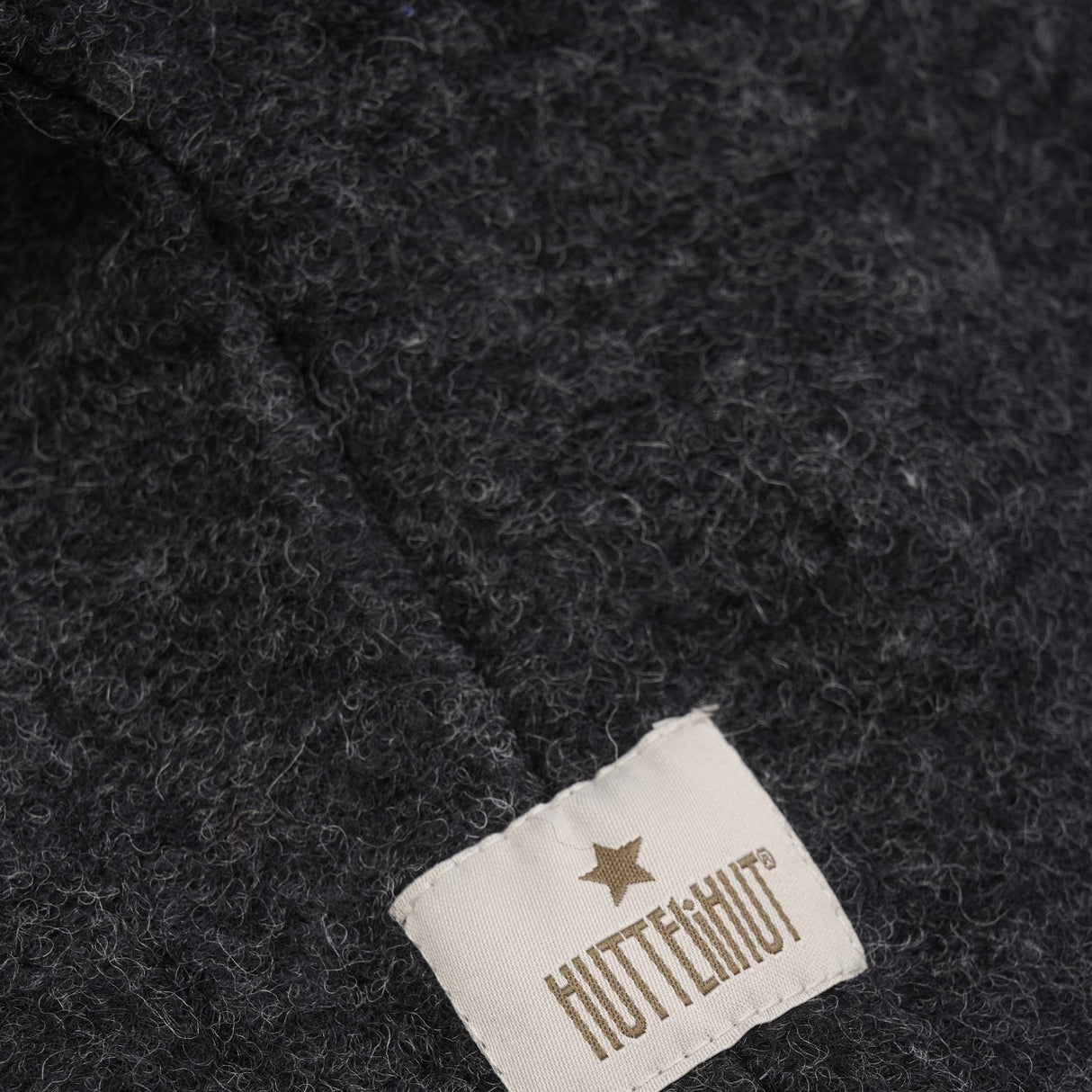 Huttelihut Dark Grey Melange Elefanthatt Triangles Ull