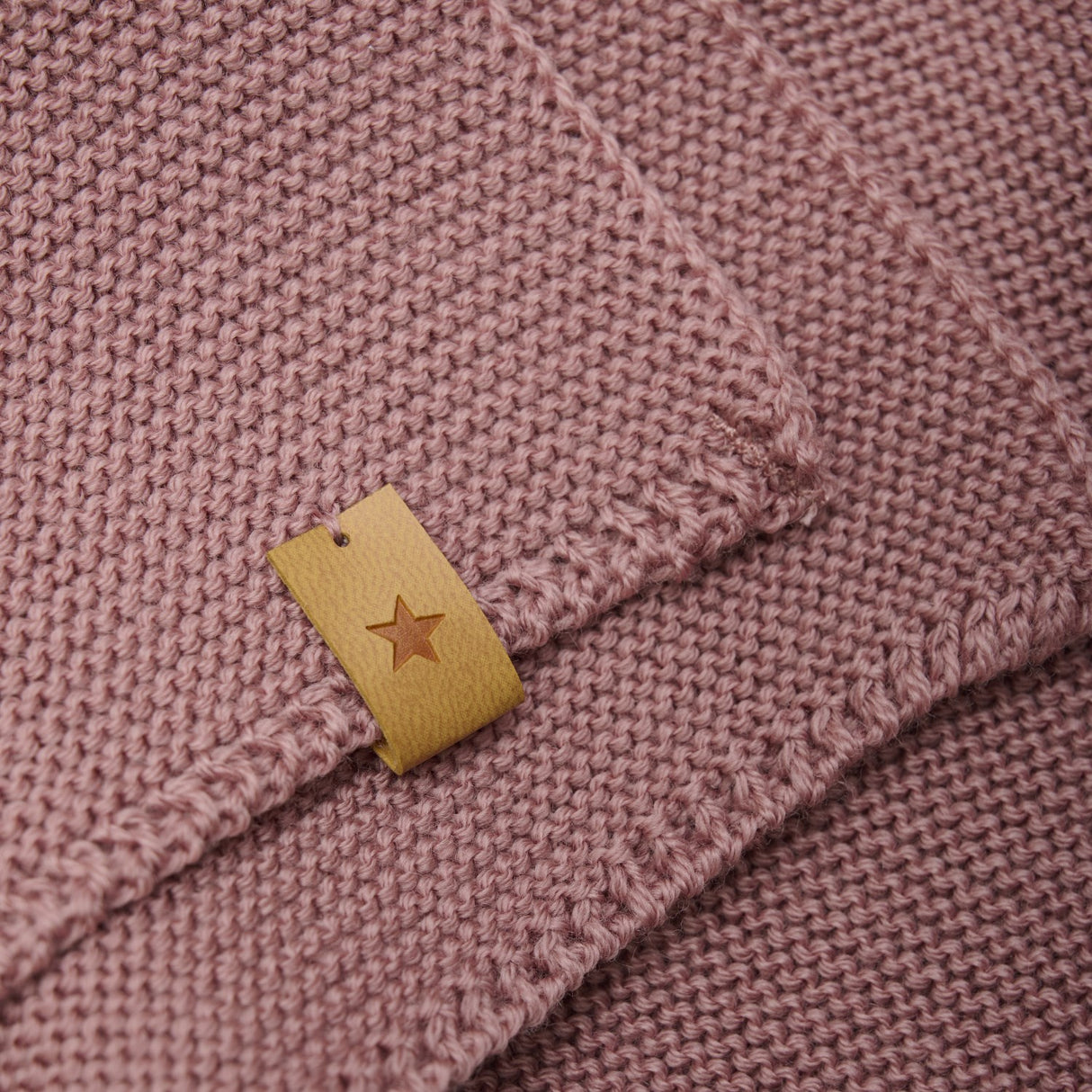 Huttelihut Burlwood Neck Warmer Ull Stickad