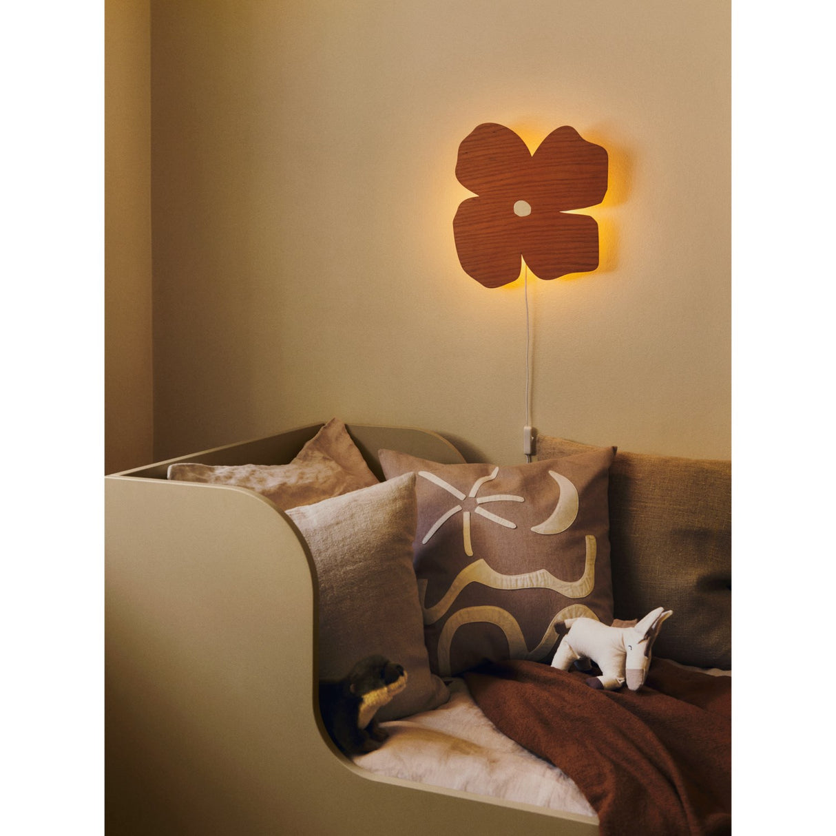 Ferm Living Brown Clay Poesie Lampa