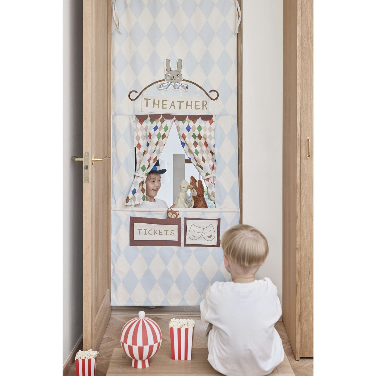 OYOY Multi Theater & Circus Play Door