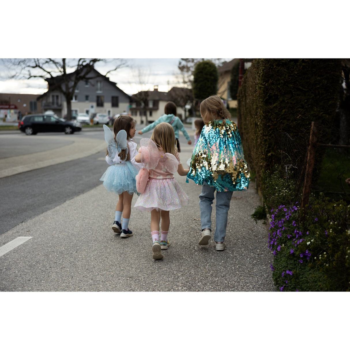 Great Pretenders The 5th Avenue Paillette Cape, Mermalicious