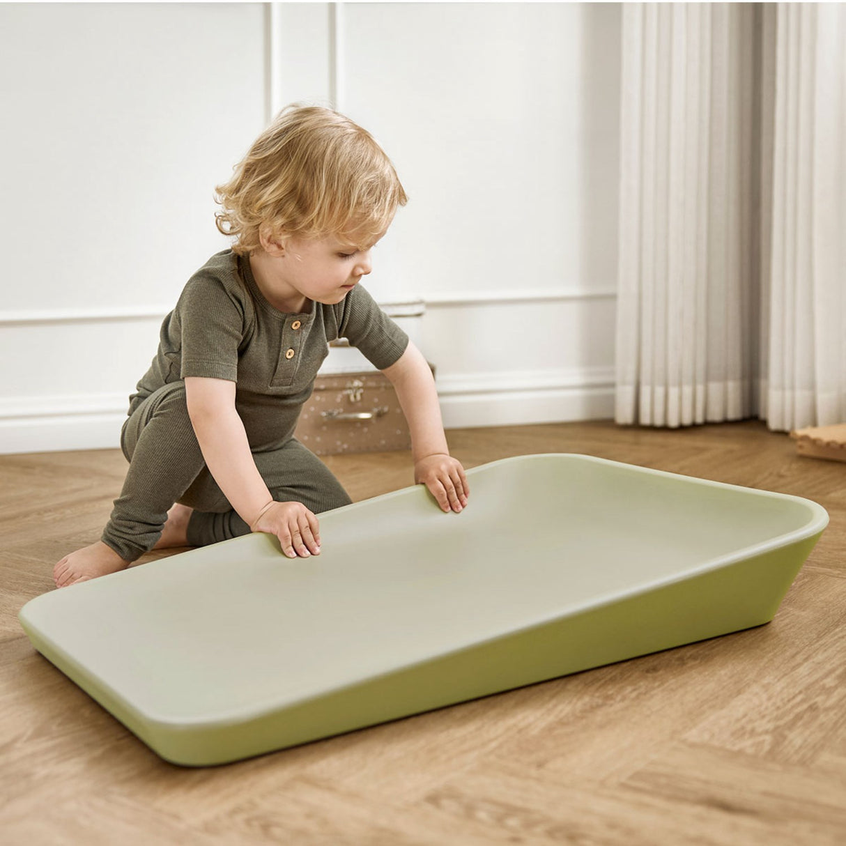 Leander Olive Leander Matty™ Skötbädd