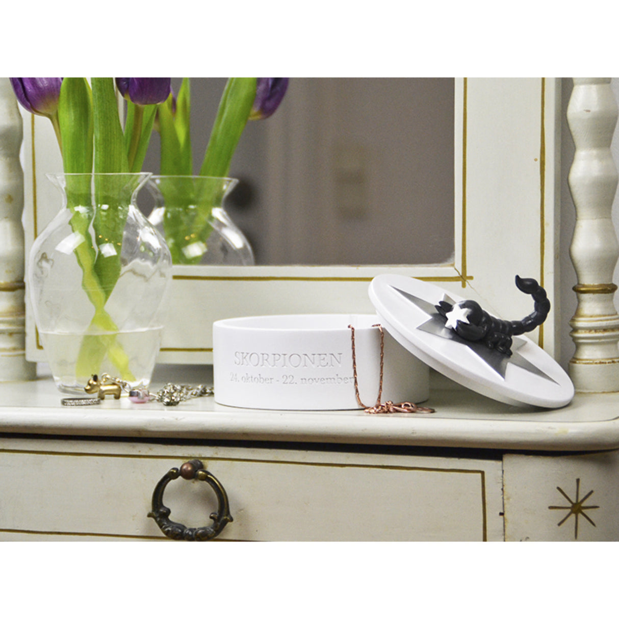 Kids by Friis Smyckeskrin Skorpionen