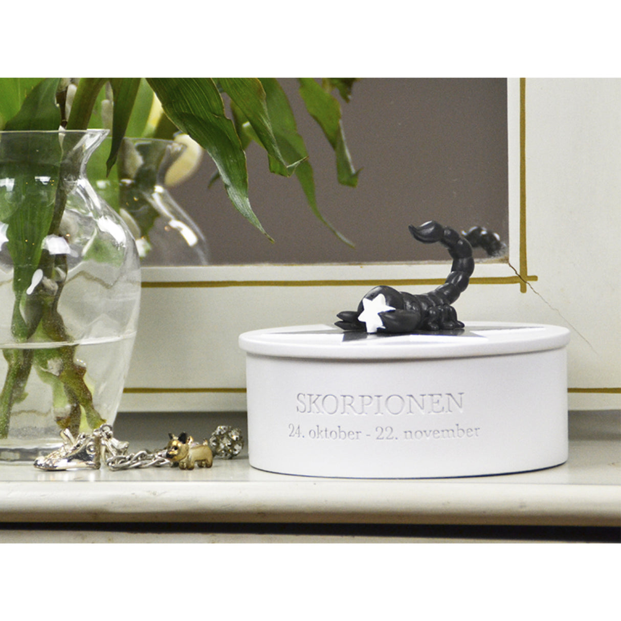 Kids by Friis Smyckeskrin Skorpionen