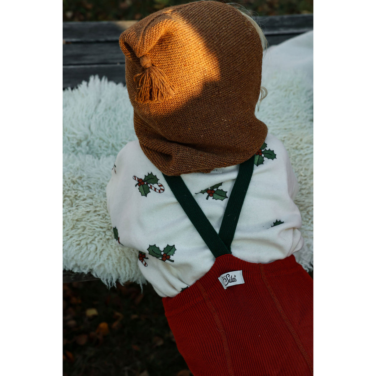 Silly Silas Maple Leaf With Dark Forest Green Footed Strumpbyxar Christmas Edition