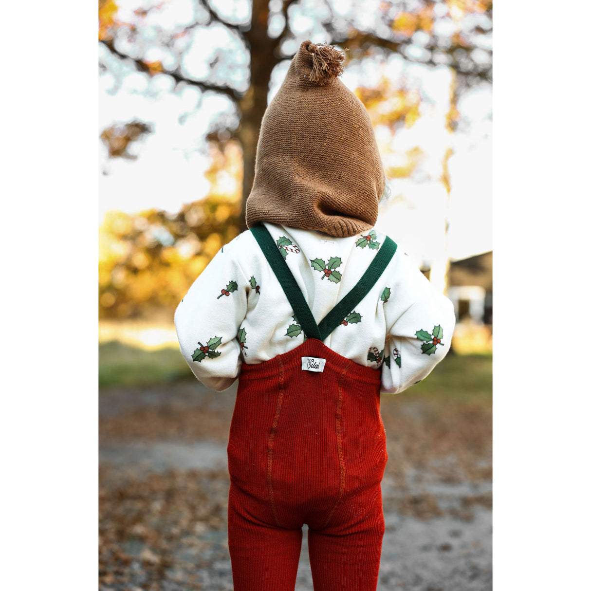 Silly Silas Maple Leaf With Dark Forest Green Footed Strumpbyxar Christmas Edition