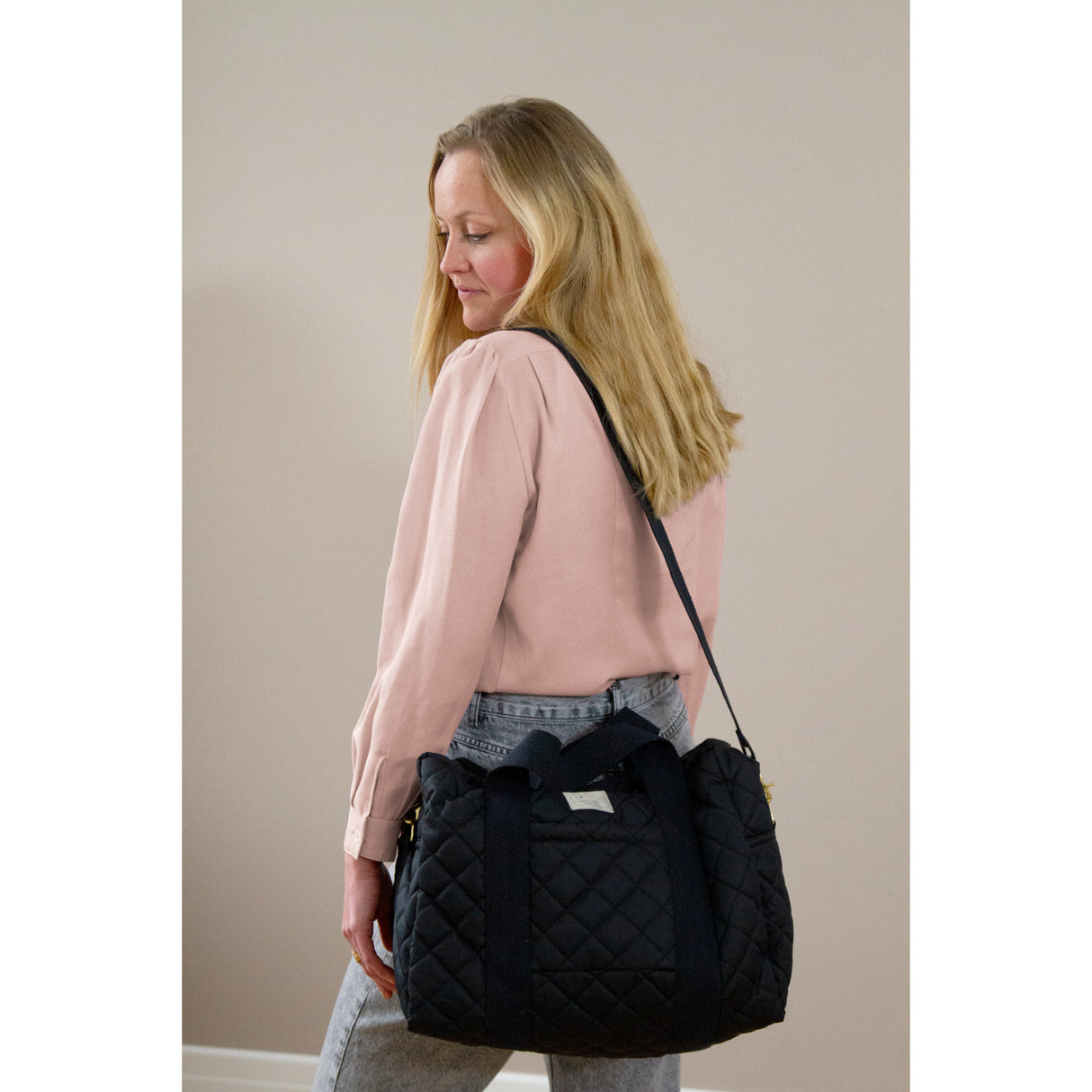 Cam Cam Copenhagen Black Changing Väska Large