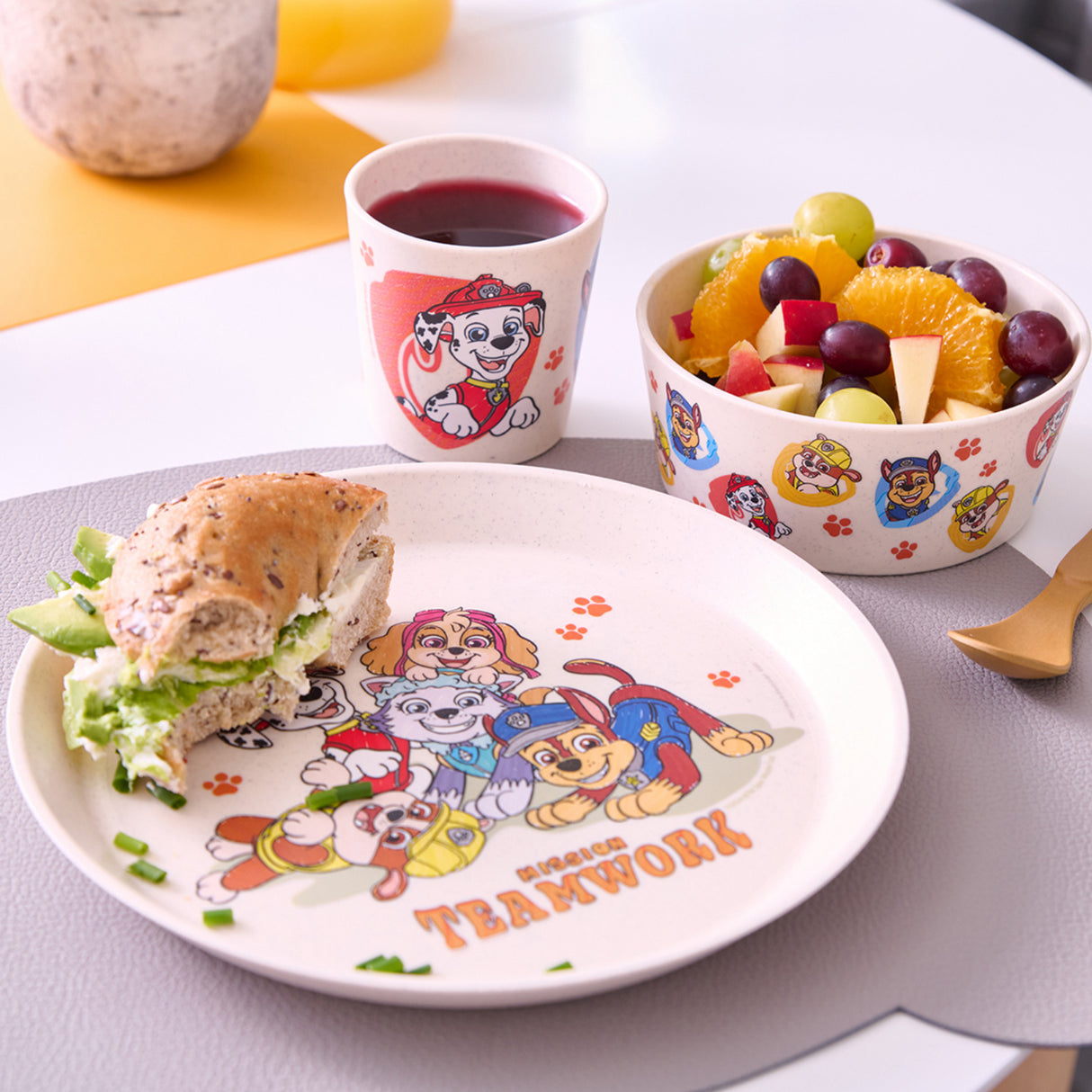 Koziol Organic Moon Small Tallrik + Skål + Kopp Connect Grow Paw Patrol