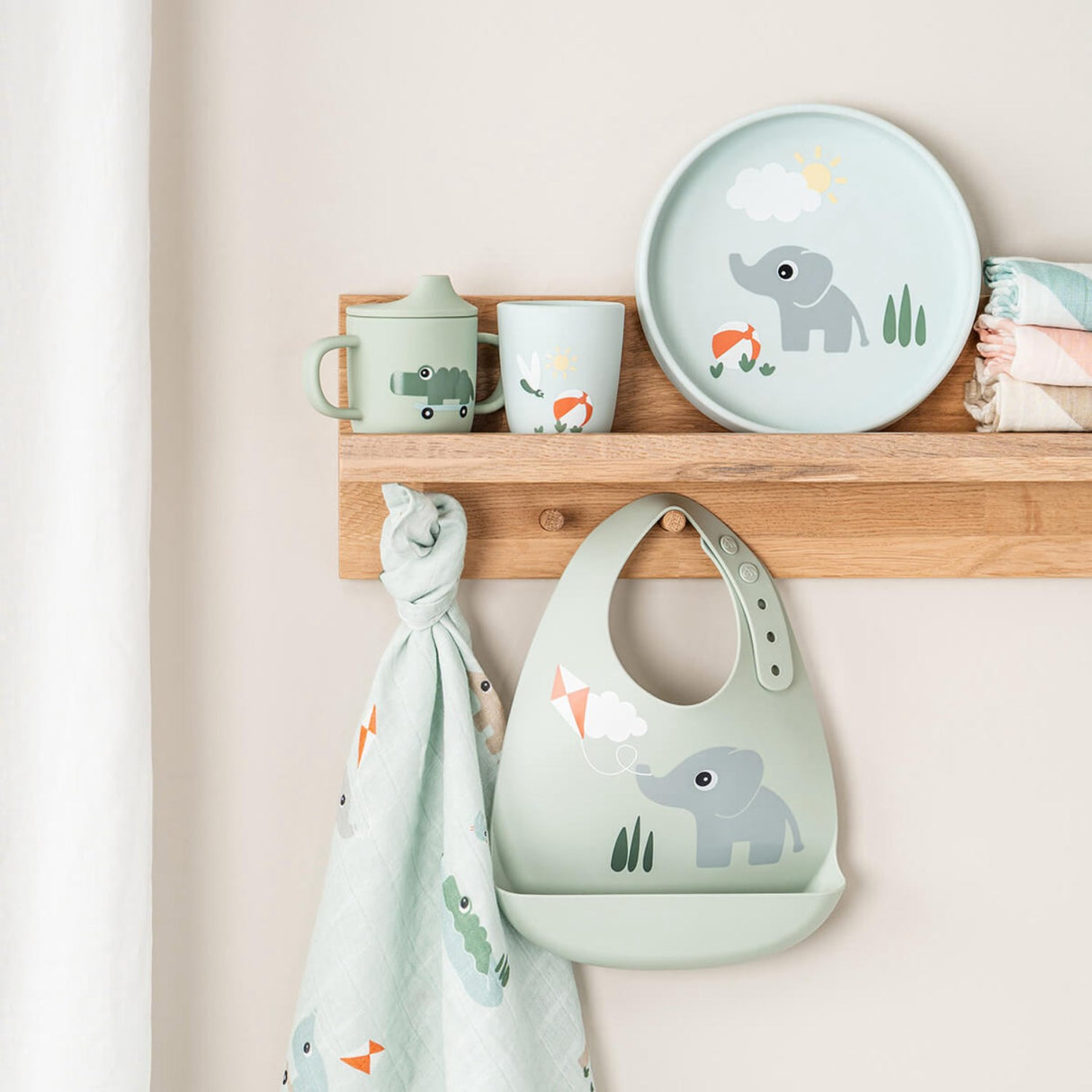 DonebyDeer Playground Green Silikon Haklapp