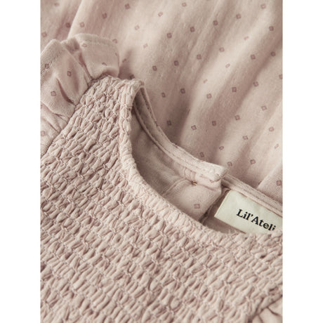 Lil'Atelier Peach Whip Nbfdembe Ls Loose Body Klänning Lil