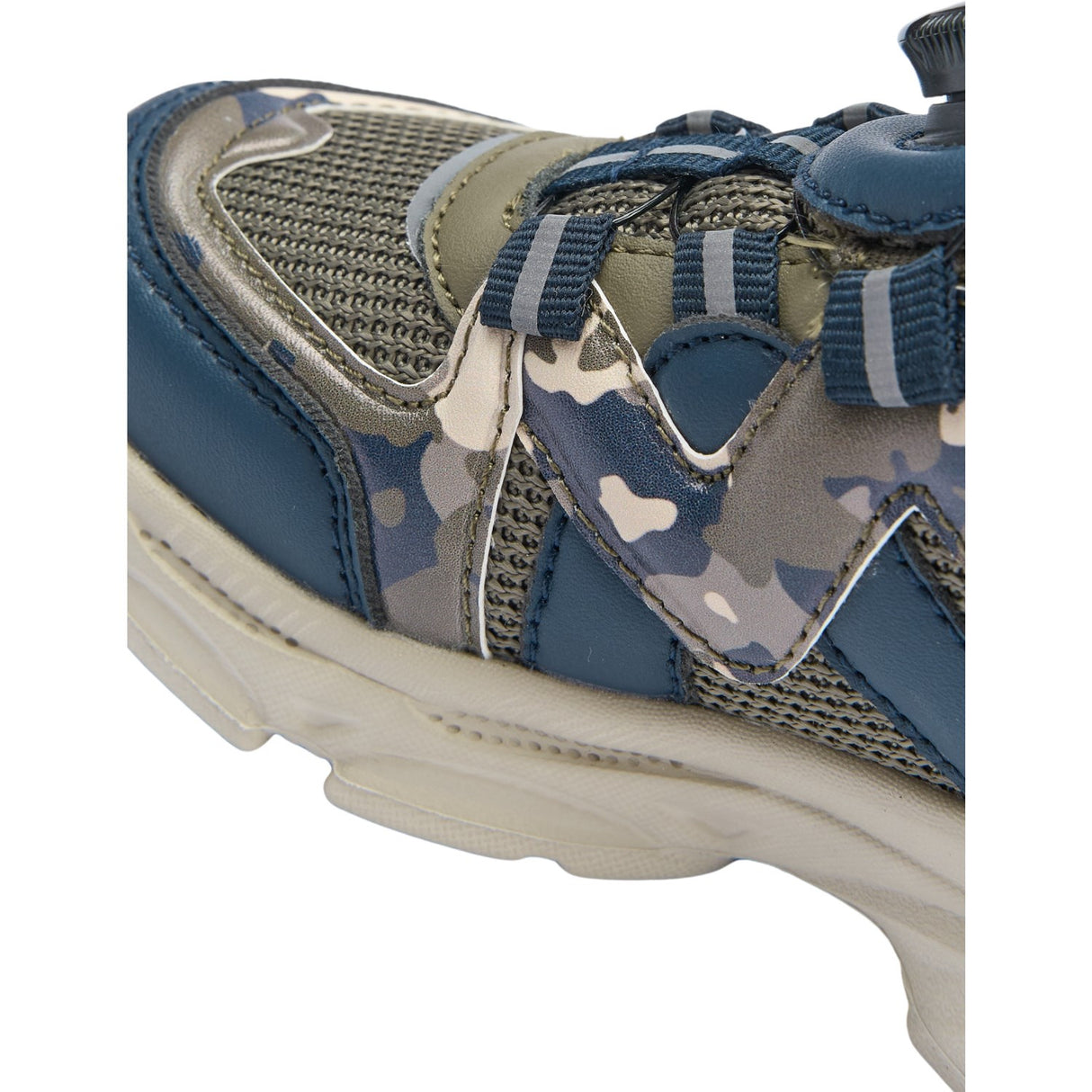 Mikk-Line Dusty Olive Sneakers Med Spin